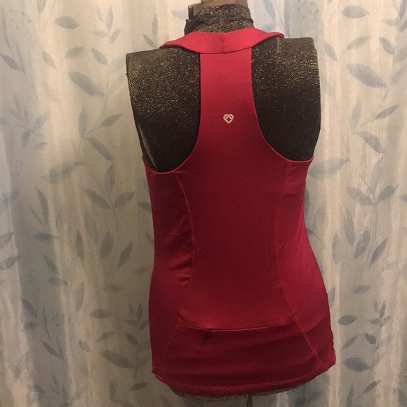 Jazzercise Athletic Top with Built-in Shelf Bra - Picture 2 of 12